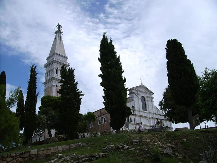 La chiesa di Sant'Eufemia a Rovigno, fotografata nell'agosto 2006
