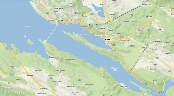 Die Pelješac-Brücke aus der Ferne