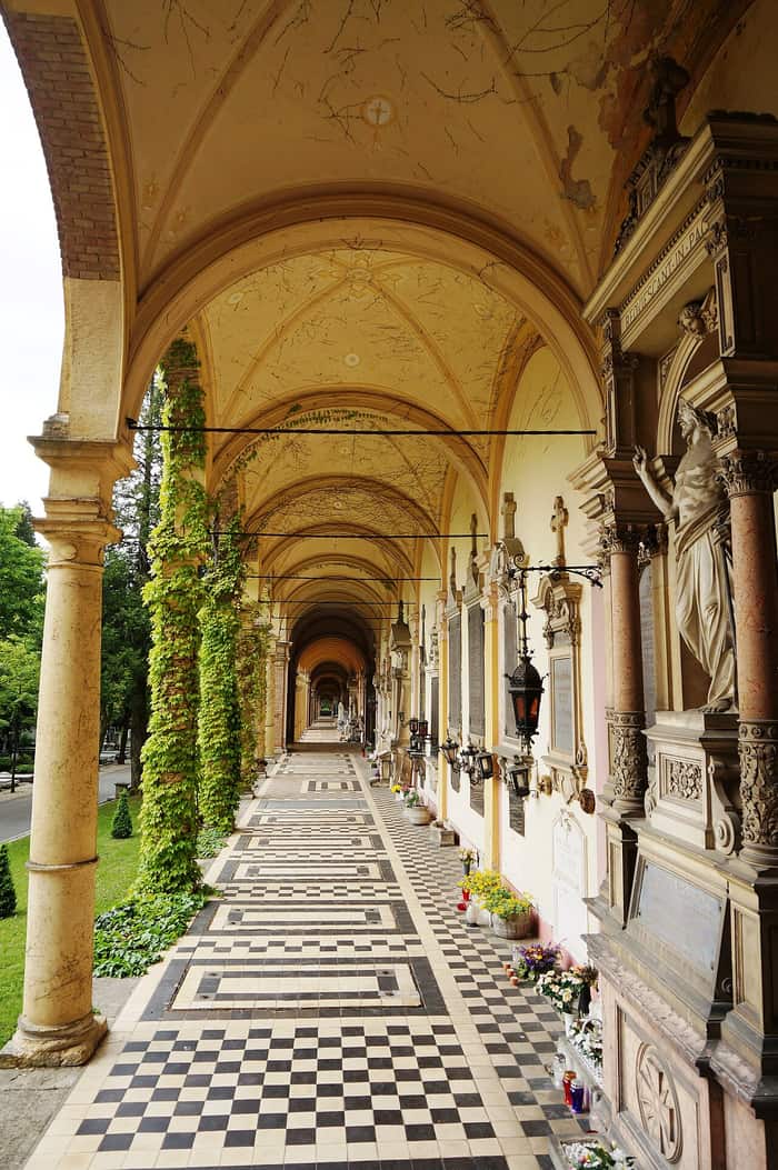 Autre vue du cimetière de Zagreb