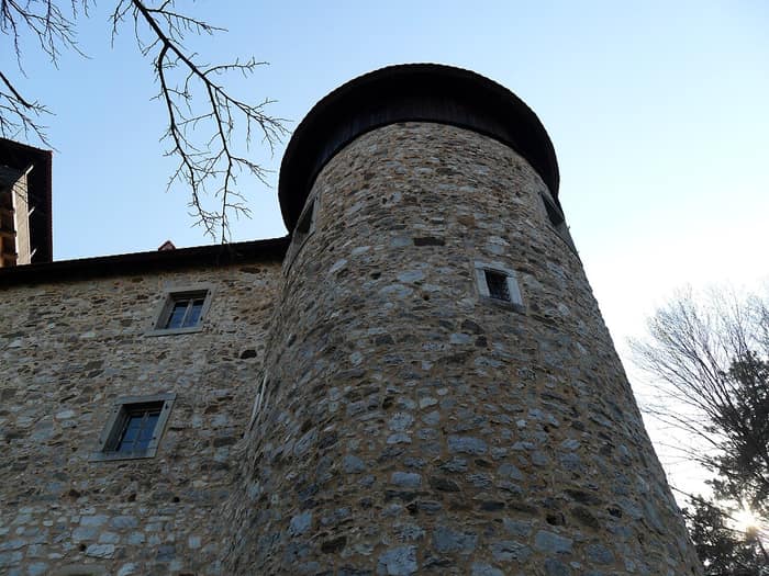 Burg Dubovac, weitere Ansicht der Türme