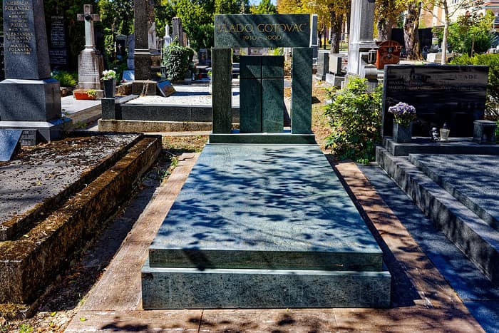 Tombe de Vlado Gotovac à Mirogoj