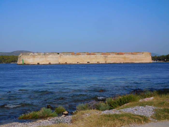 La fortezza di San Nicolò vista dal lato di Jadrija
